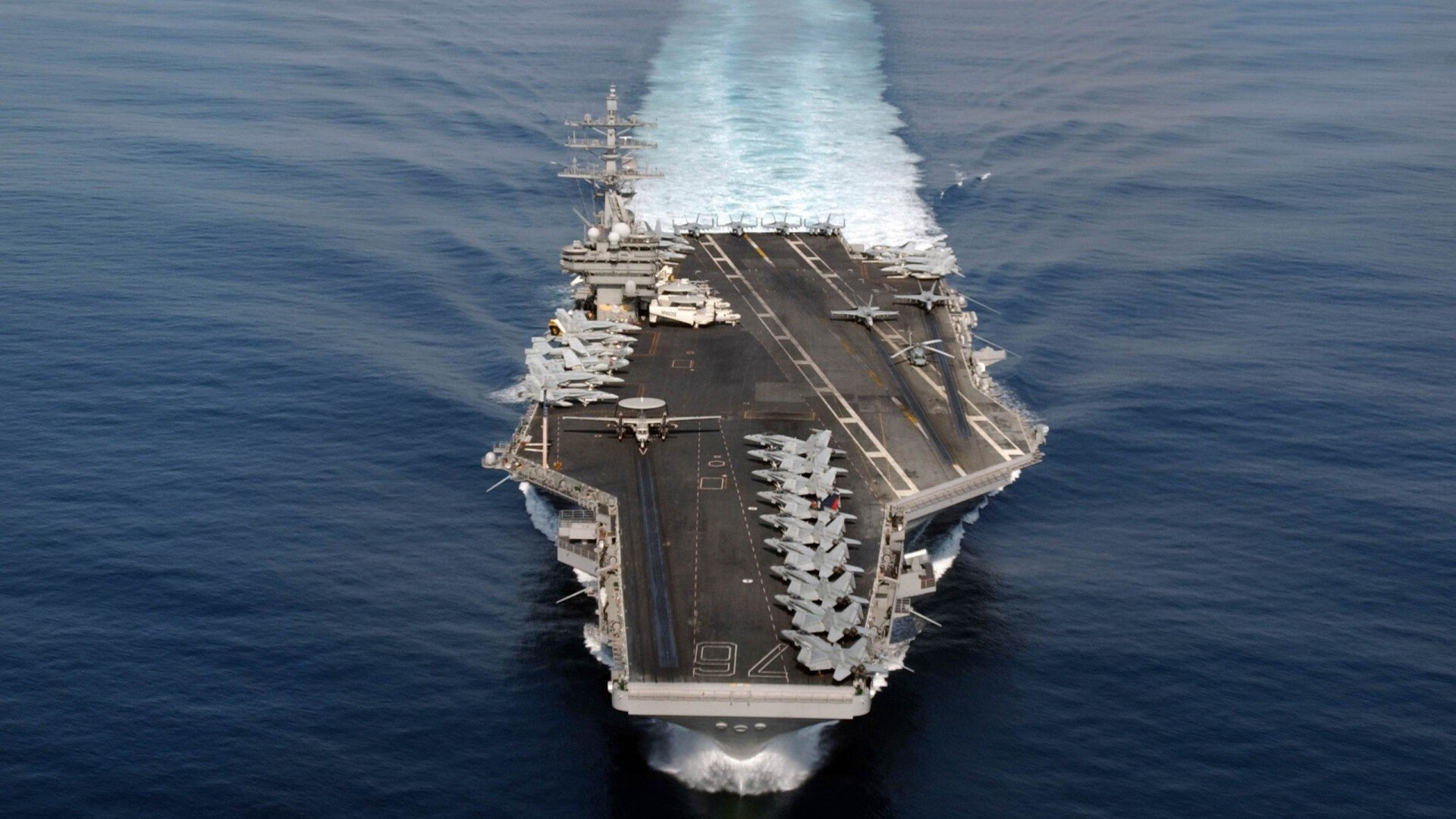 华体会hth在线登录-九游体育网站_湖畔水上皮划艇大赛，身心放松的极致体验，水上皮划艇的注意事项