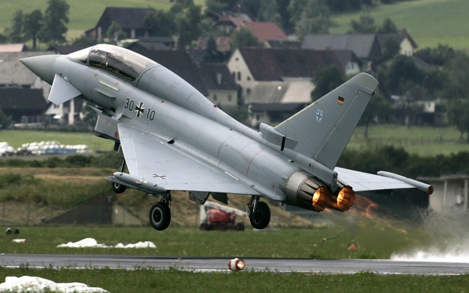 生态足球:推动绿色发展,保护足球场环境,足球场污染环境吗