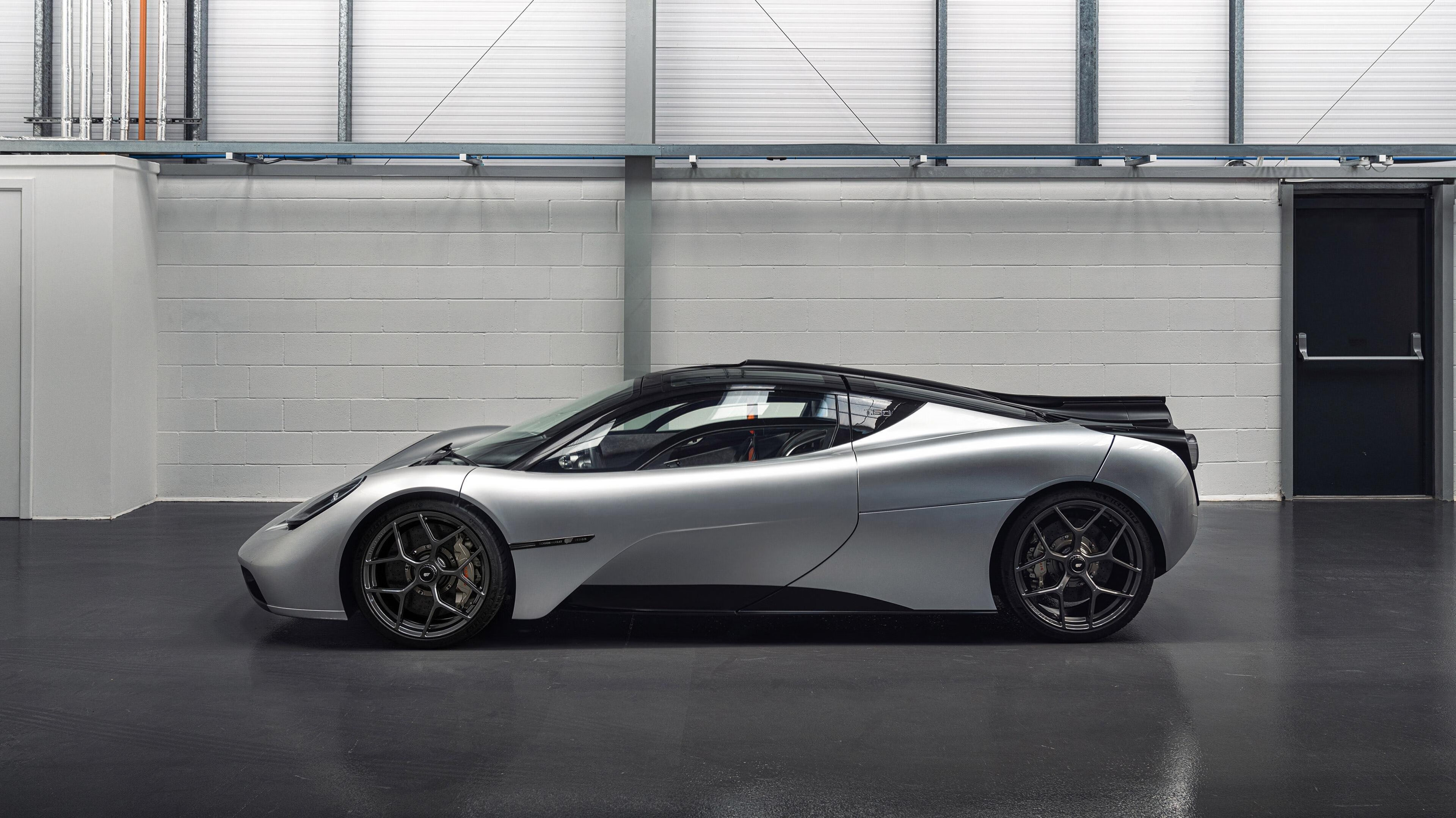 青年球员的成长:从地方联赛到国际舞台,年轻人球队比赛